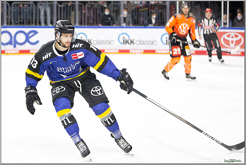 PENNY DEL; Koelner Haie- Fishtown Pinguins Bremerhaven; Koeln, 25.11.2021